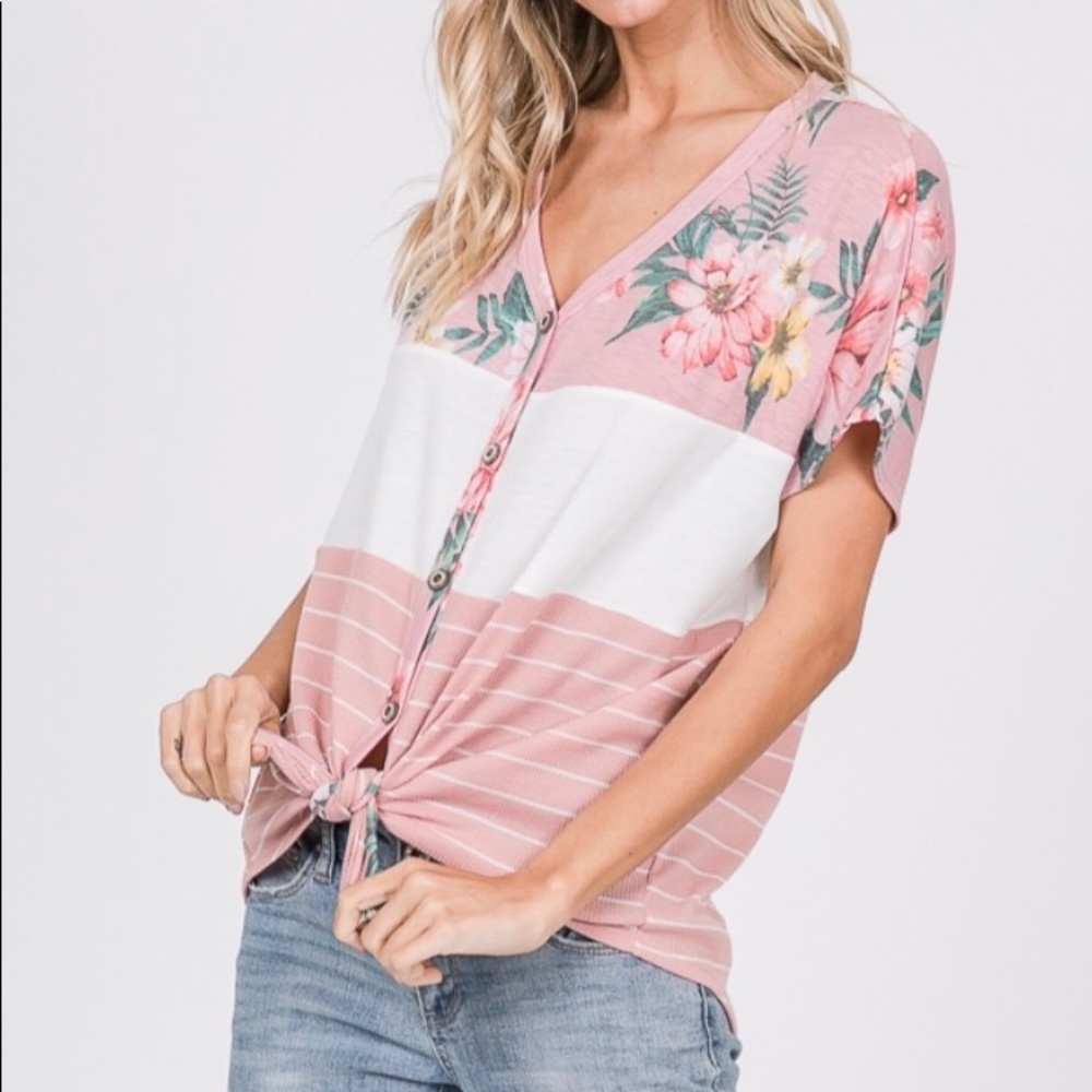 New short sleeve floral button up twist knot top